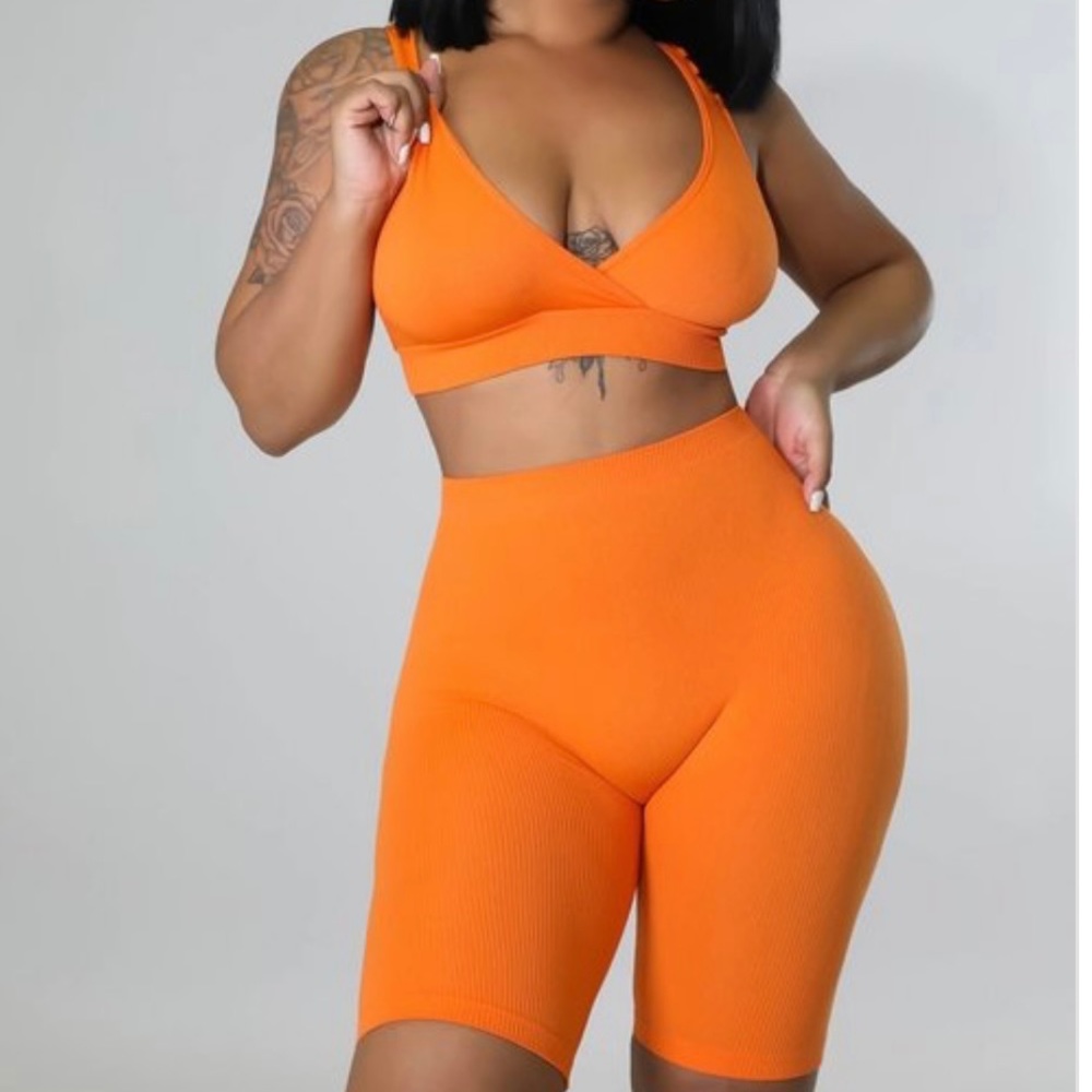 Lola two piece set